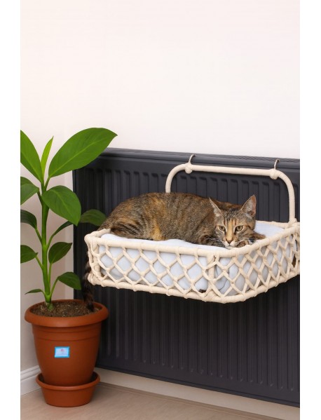 "Sıcacık ve Yumuşak Peluş Kedi Radyatör Yatağı – Askılı, Radyatöre Monte Edilebilir, Dayanıklı Metal Çerçeveli, Kolay Kurulumlu, Soğuk Günler İçin İdeal Kedi Yatağı" "Sıcacık ve Yumuşak Peluş Kedi Radyatör Yatağı – Askılı, Radyatöre Monte Edilebilir, Dayanıklı Metal Çerçeveli, Kolay Kurulumlu, Soğuk Günler İçin İdeal Kedi Yatağı"